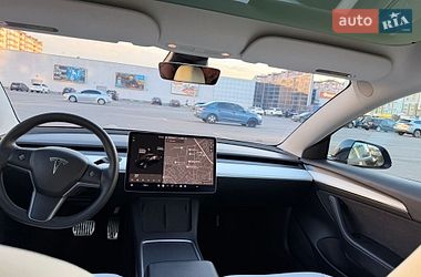 Седан Tesla Model 3 2022 в Ивано-Франковске