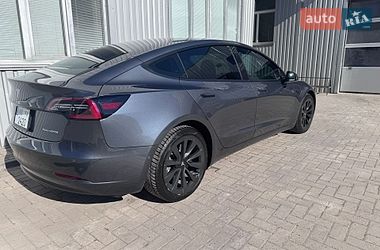 Седан Tesla Model 3 2022 в Виннице