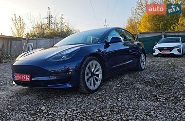 Седан Tesla Model 3 2023 в Кам'янець-Подільському