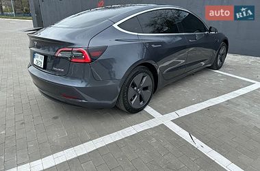 Седан Tesla Model 3 2019 в Одесі