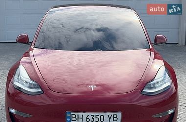 Седан Tesla Model 3 2018 в Одесі