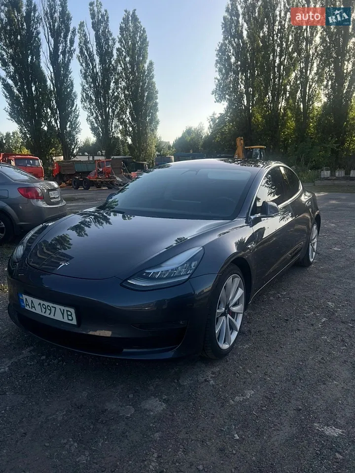 2018 Tesla Model 3 - мініатюра 11