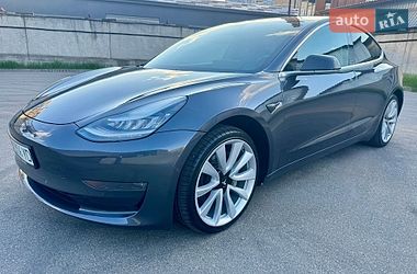 Седан Tesla Model 3 2018 в Киеве