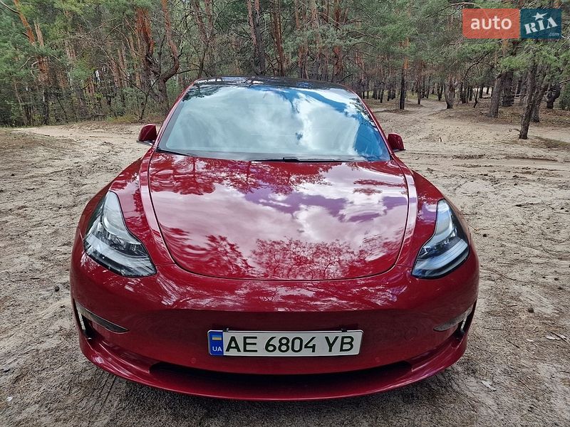 Седан Tesla Model 3 2018 в Днепре