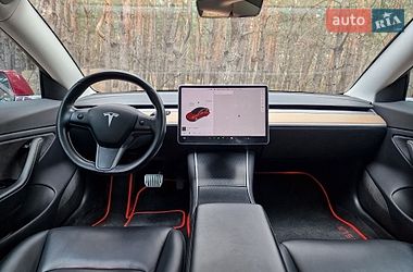 Седан Tesla Model 3 2018 в Днепре