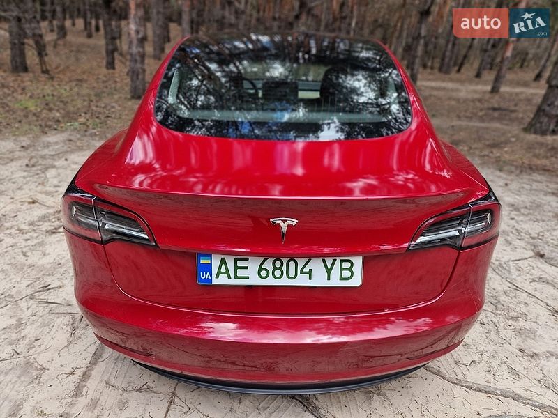 Седан Tesla Model 3 2018 в Днепре
