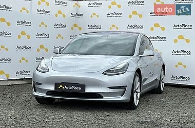 Седан Tesla Model 3 2018 в Луцке