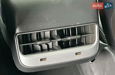 Седан Tesla Model 3 2018 в Луцке