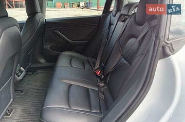 Седан Tesla Model 3 2020 в Киеве