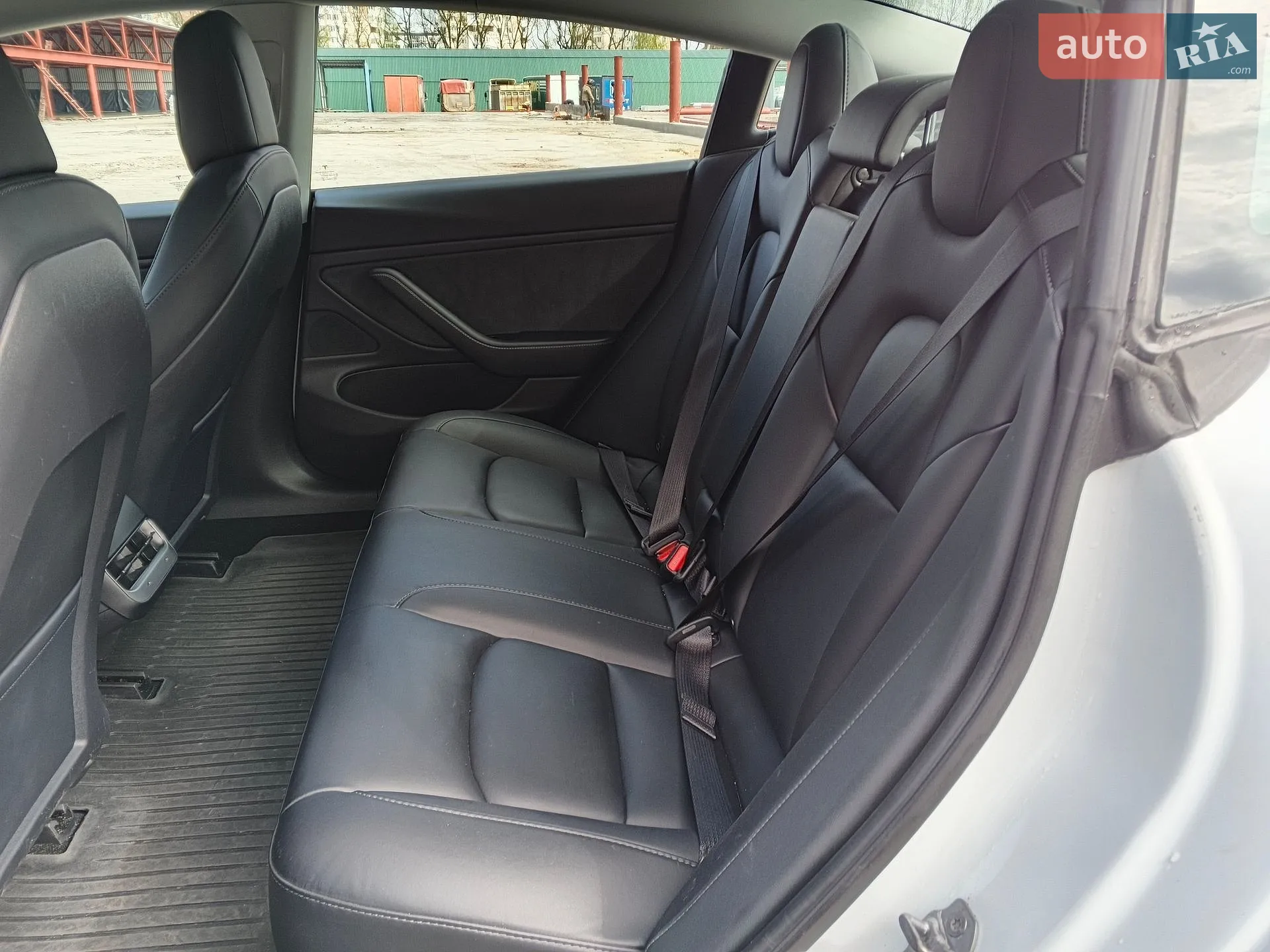 2020 Tesla Model 3 - мініатюра 19