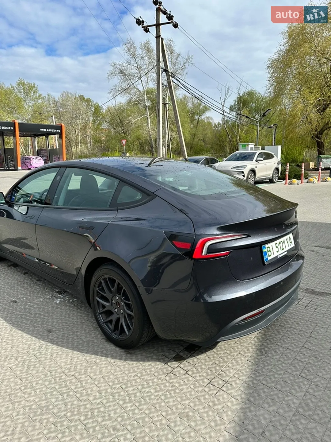 2024 Tesla Model 3 - мініатюра 8