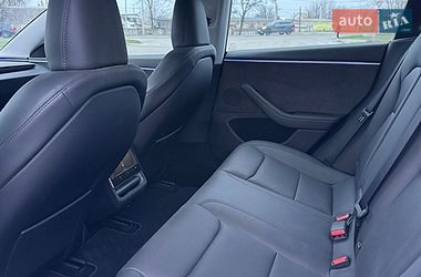 Седан Tesla Model 3 2024 в Днепре