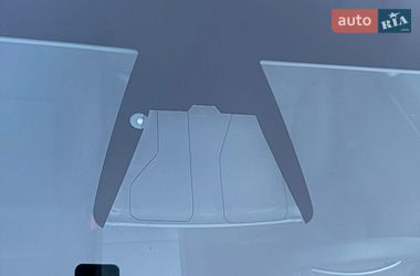 Седан Tesla Model 3 2024 в Днепре