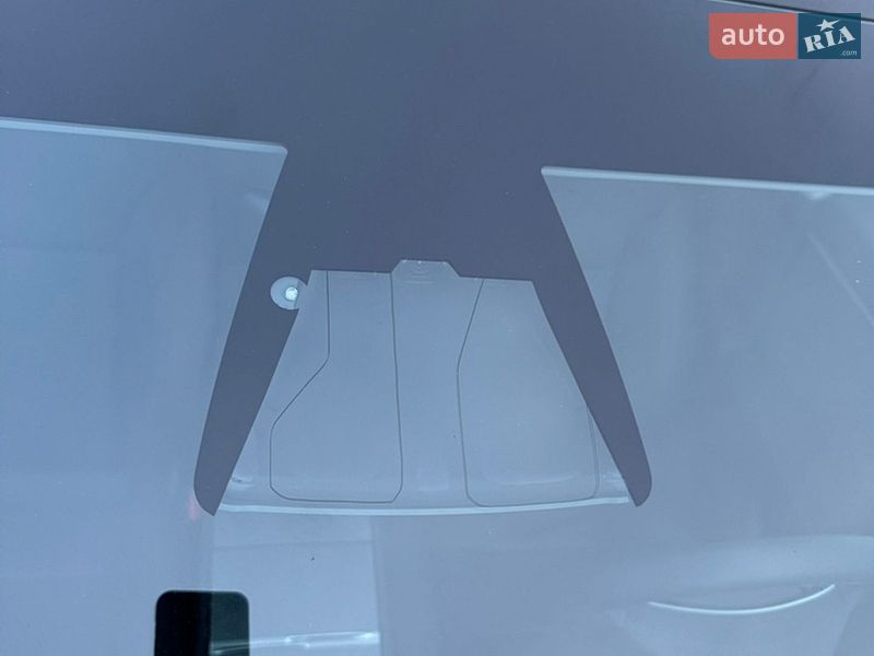 Седан Tesla Model 3 2024 в Днепре