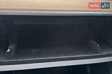 Седан Tesla Model 3 2019 в Киеве