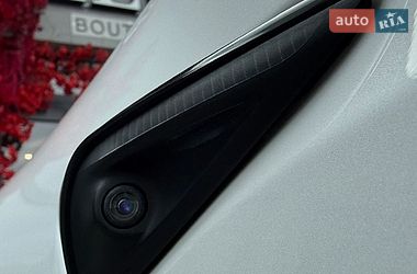 Седан Tesla Model 3 2021 в Черновцах