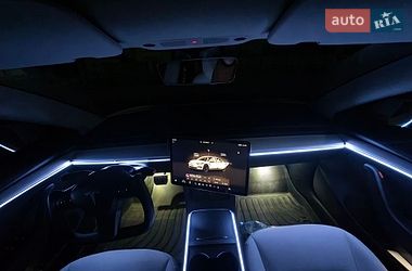 Седан Tesla Model 3 2022 в Києві
