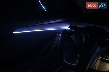 Седан Tesla Model 3 2022 в Києві