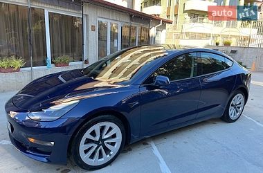 Седан Tesla Model 3 2021 в Одессе