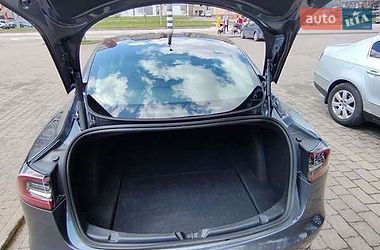 Седан Tesla Model 3 2023 в Одессе