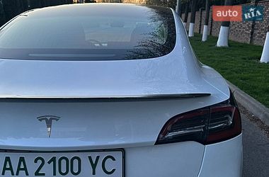 Седан Tesla Model 3 2020 в Киеве