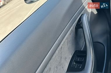 Седан Tesla Model 3 2019 в Одесі