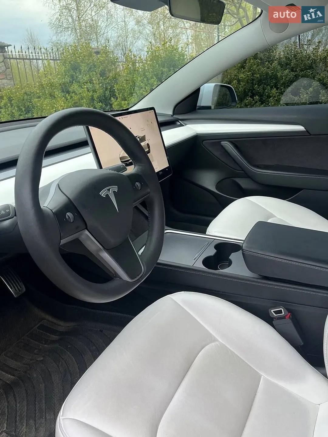 2022 Tesla Model 3 - мініатюра 10