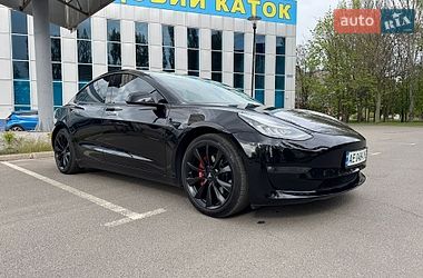 Седан Tesla Model 3 2018 в Кривому Розі