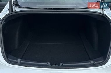 Седан Tesla Model 3 2021 в Києві