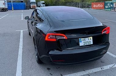 Седан Tesla Model 3 2018 в Дніпрі