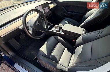 Седан Tesla Model 3 2018 в Кропивницком