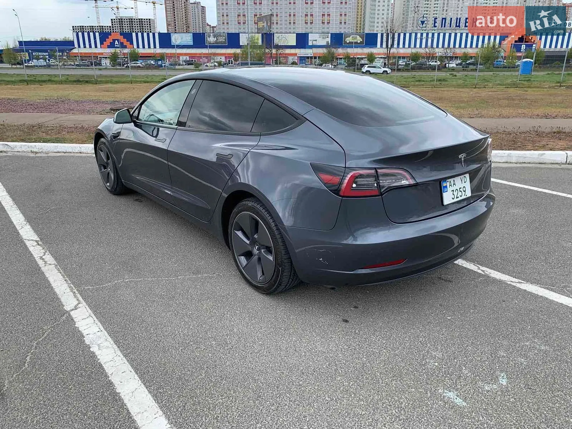 2022 Tesla Model 3 - мініатюра 4