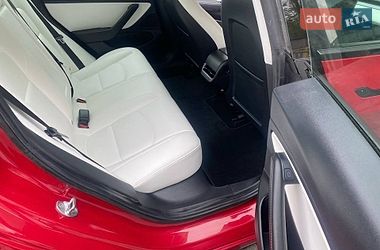 Седан Tesla Model 3 2020 в Дніпрі