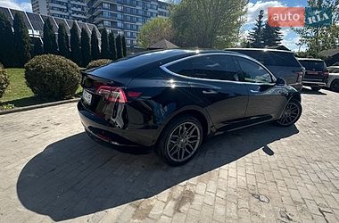 Седан Tesla Model 3 2019 в Львові
