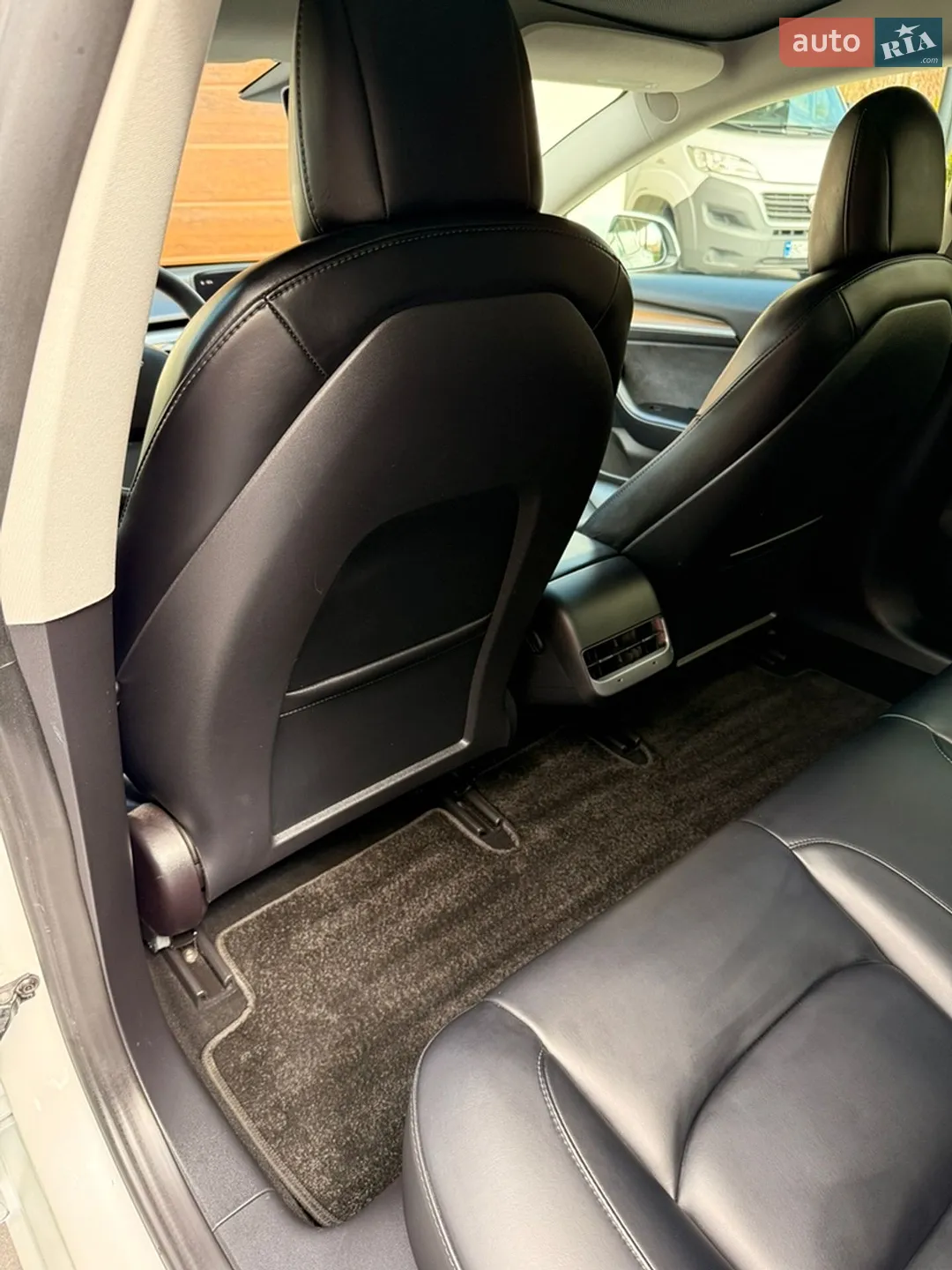 2022 Tesla Model 3 - мініатюра 24