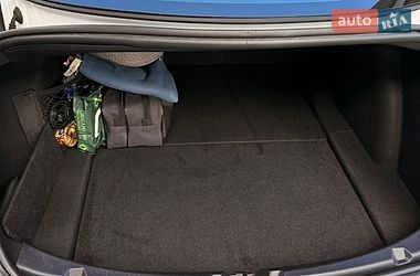 Седан Tesla Model 3 2022 в Киеве