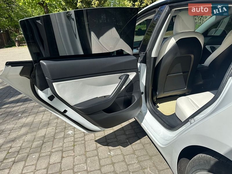 Седан Tesla Model 3 2021 в Самборе фото 20 Седан Tesla Model 3 2021 в Самборе