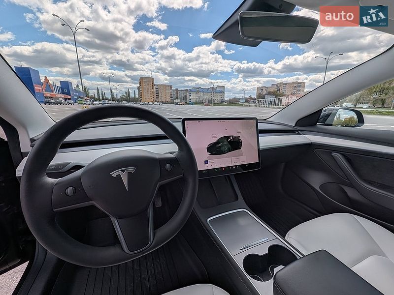 Седан Tesla Model 3 2022 в Каменец-Подольском