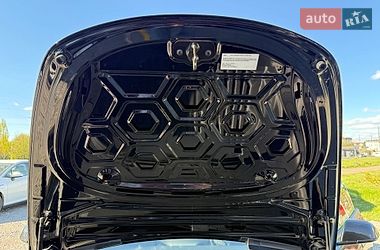 Седан Tesla Model 3 2022 в Львове