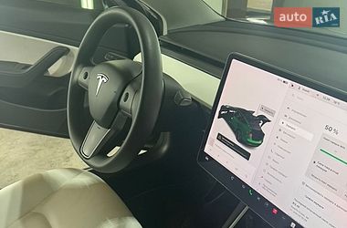 Седан Tesla Model 3 2020 в Одессе