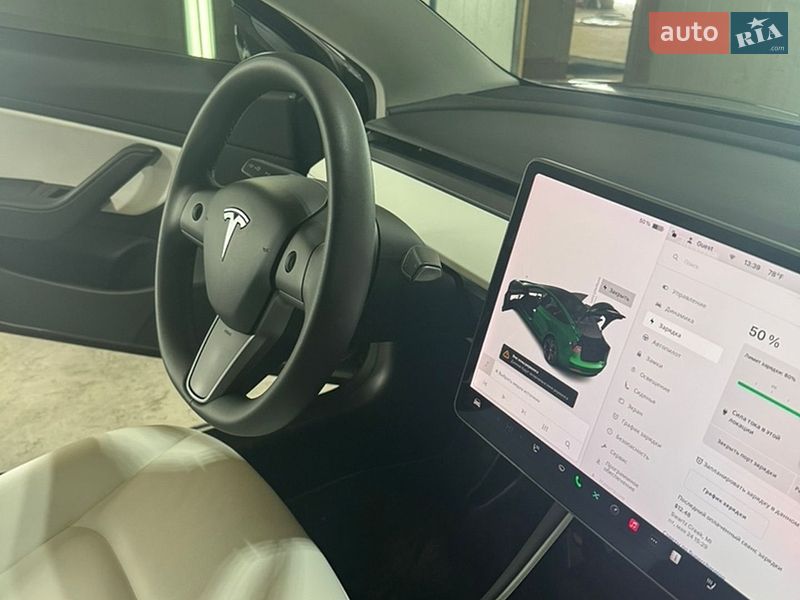 Седан Tesla Model 3 2020 в Одессе