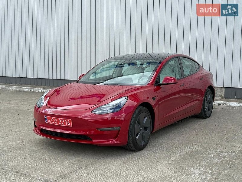 Tesla Model 3 2023
