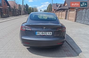 Седан Tesla Model 3 2018 в Луцке