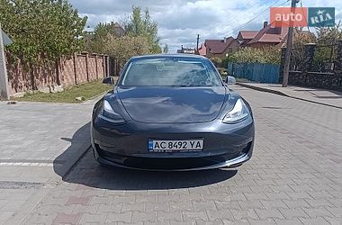 Седан Tesla Model 3 2018 в Луцке