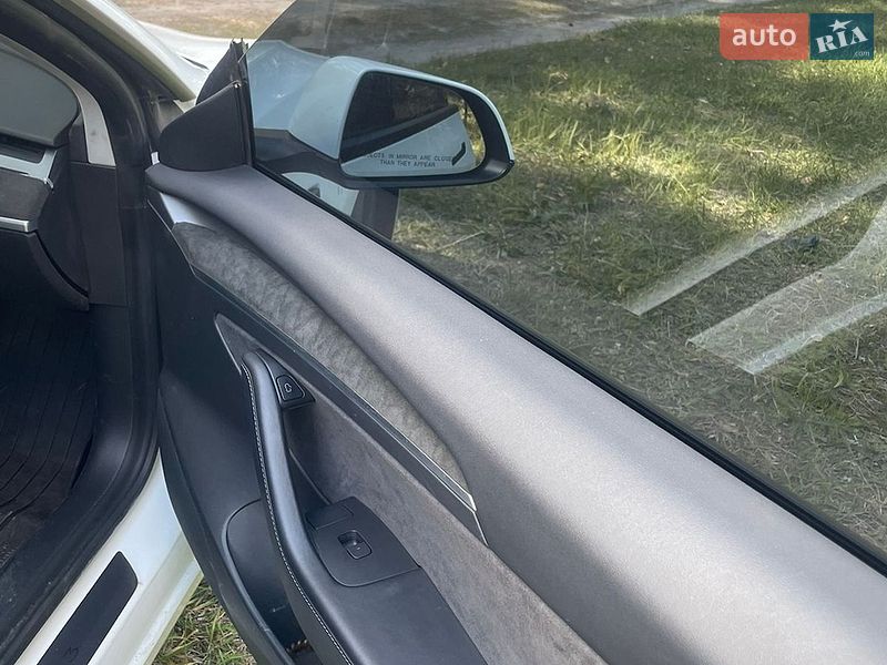 Седан Tesla Model 3 2021 в Полтаве