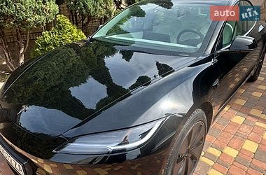 Седан Tesla Model 3 2025 в Харькове