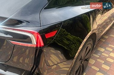 Седан Tesla Model 3 2025 в Харкові