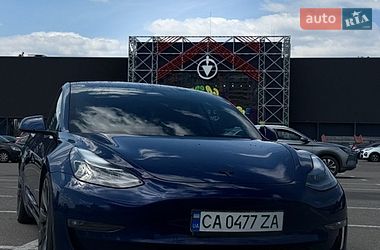 Седан Tesla Model 3 2021 в Києві