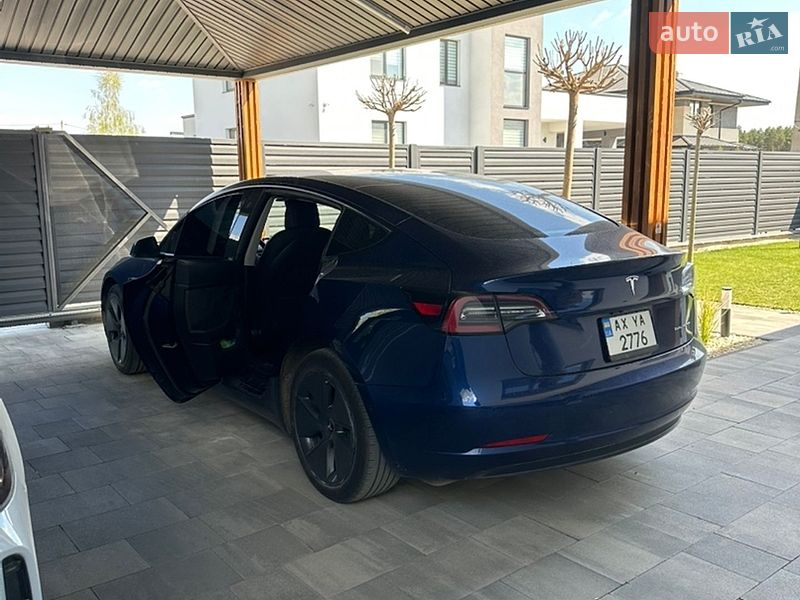 Седан Tesla Model 3 2022 в Хмельницком