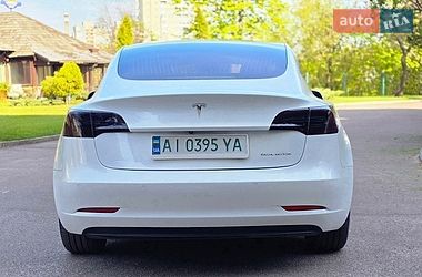 Седан Tesla Model 3 2020 в Черкассах